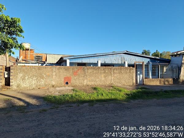 Foto de Casa em leilão no bairro Pinheiro Machado em Santa Maria - RS