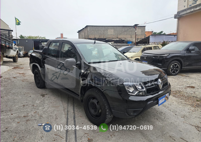 Foto de RENAULT/OROCH 16 4X2; 2019/2020; PRETA; ALCO./GASOL. - FUNCIONANDO - IPVA 2026 OK