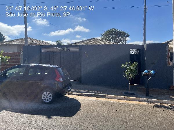 Foto de Casa em leilão no Residencial Jose Bernardes Coelho em São José Do Rio Preto - SP