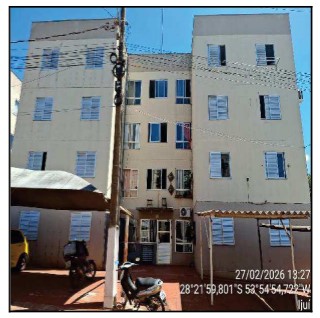 Foto de Apartamento em leilão no bairro Tancredo Neves em Ijuí - RS