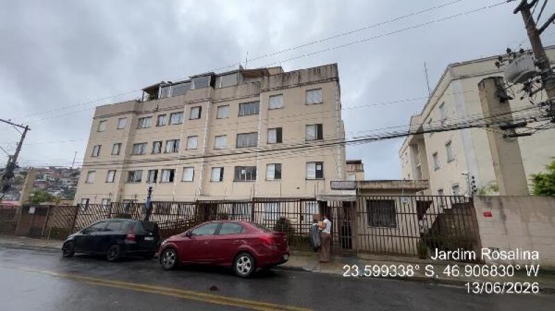 Foto de Apartamento em leilão no Condomínio Residencial Topazio em Cotia - SP
