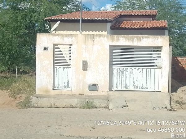 Foto de Casa em leilão no bairro Cerâmica em Iaçu - BA