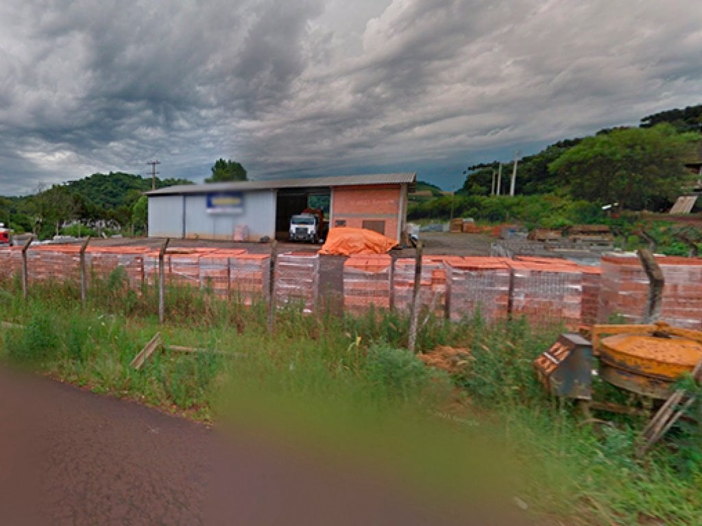 Foto de Terreno em leilão em Centenário - RS