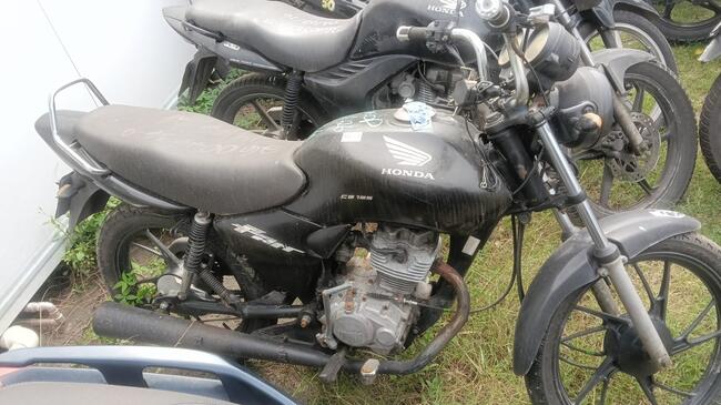 Foto de Honda/Cg 125 Fan | LQD2382/RJ | 2008/2008 | Chassi: 9C2JC30708R196290 | Renavam: 977675394 | Motor: JC30E78196290 | Preta | Gasolina | Veículo conservado