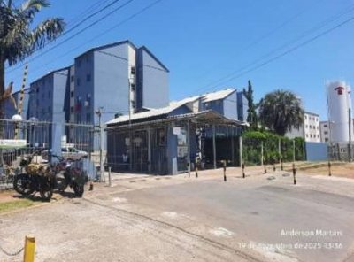Foto de Apartamento em leilão no Residencial Monte Verde em Porto Alegre - RS