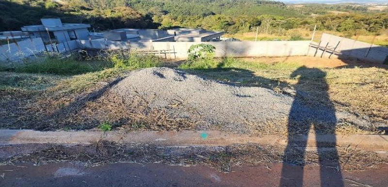 Foto de Terreno em leilão no Loteamento Residencial Boa Vista em Atibaia - SP