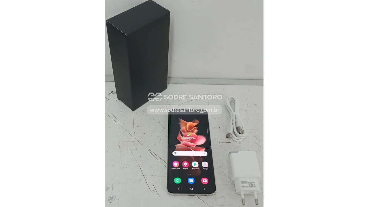 Foto de smartphone samsung galaxy z flip3 5g sm-f711b