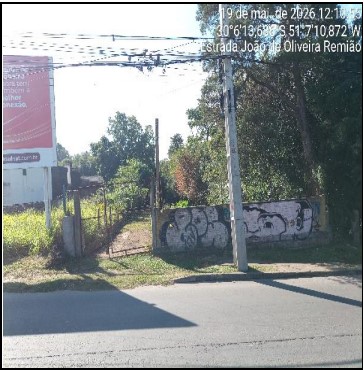 Foto de Terreno em leilão no bairro Lomba do Pinheiro em Porto Alegre - RS