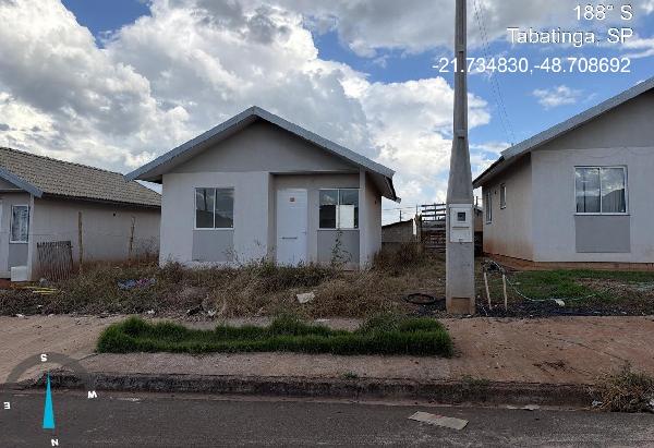 Foto de Casa em leilão no bairro Jardim Maria Luiza Ii em Tabatinga - SP