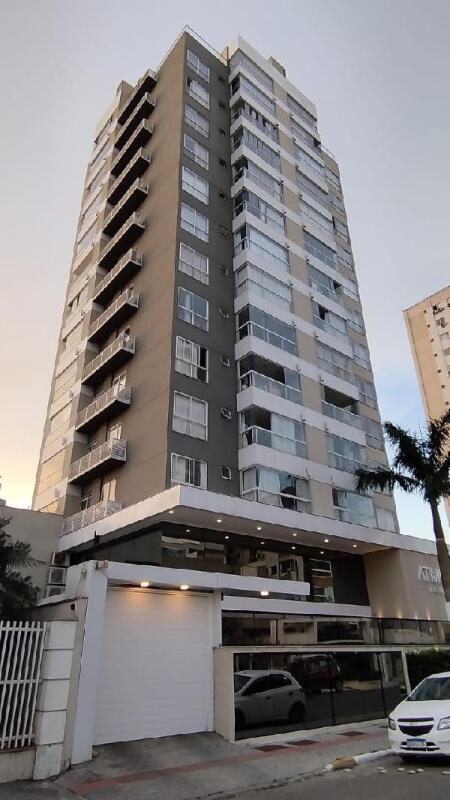 Foto de Apartamento em leilão no bairro Vila Operária em Itajaí - SC