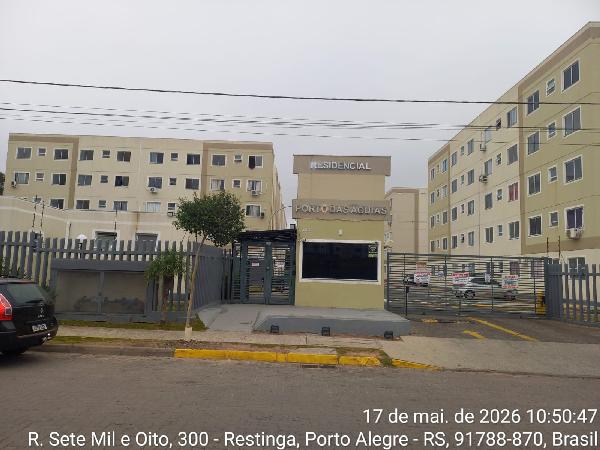 Foto de Apartamento em leilão no bairro Restinga em Porto Alegre - RS