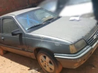 Foto de GM/KADETT SL – 89/90 – São José do Rio Pardo/SP
