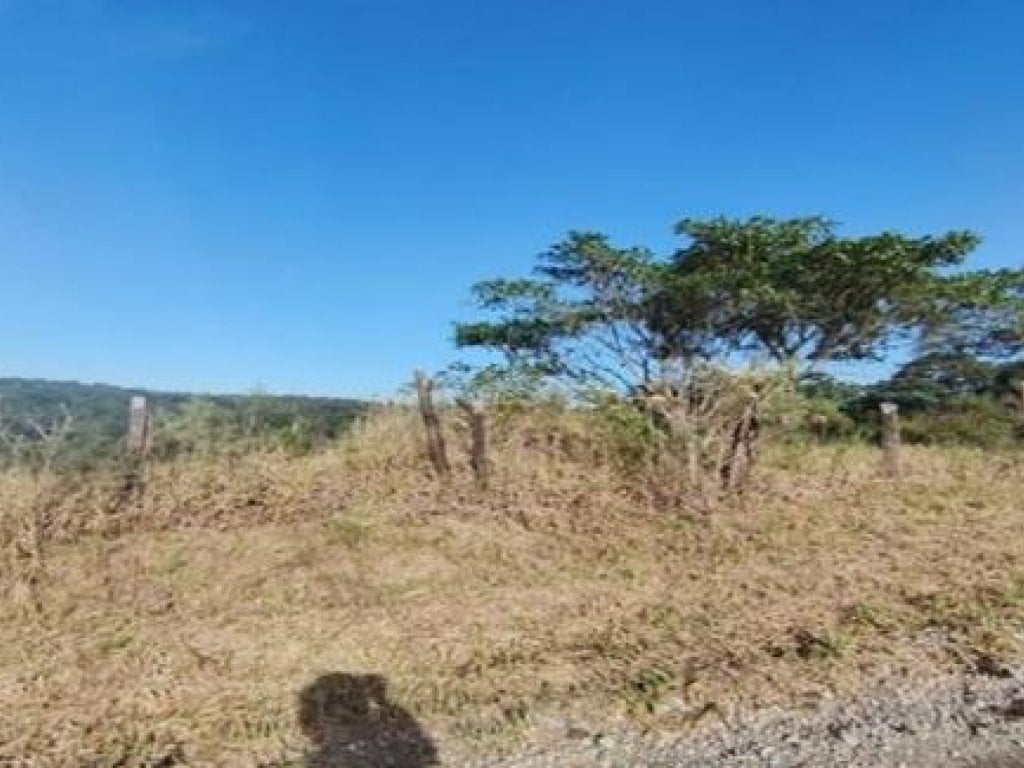 Foto de Terreno em leilão no bairro Paraíso em Cajamar - SP