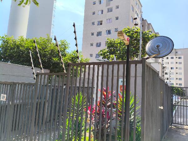 Foto de Apartamento em leilão no Chacara Maria Trindade em São Paulo - SP