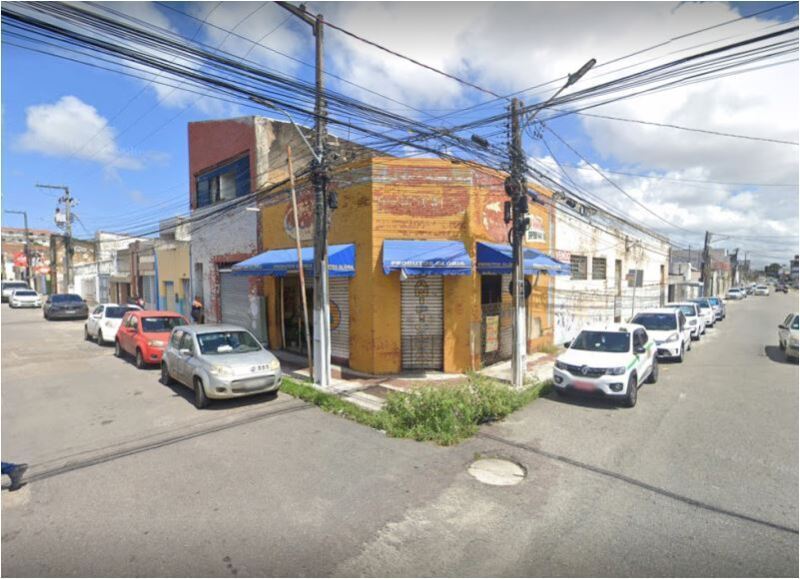 Foto de Prédio térreo e respectivo terreno