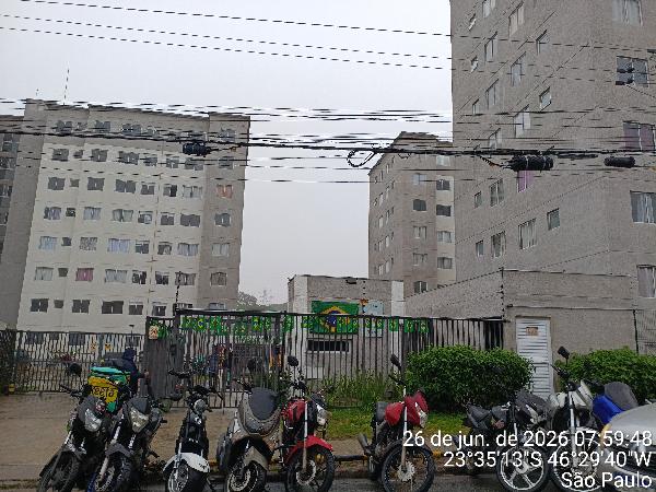 Foto de Apartamento em leilão no Condomínio Residencial Safira em São Paulo - SP