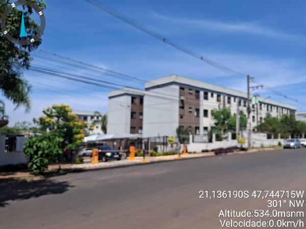 Foto de Apartamento em leilão no Recanto das Palmeiras em Ribeirão Preto - SP