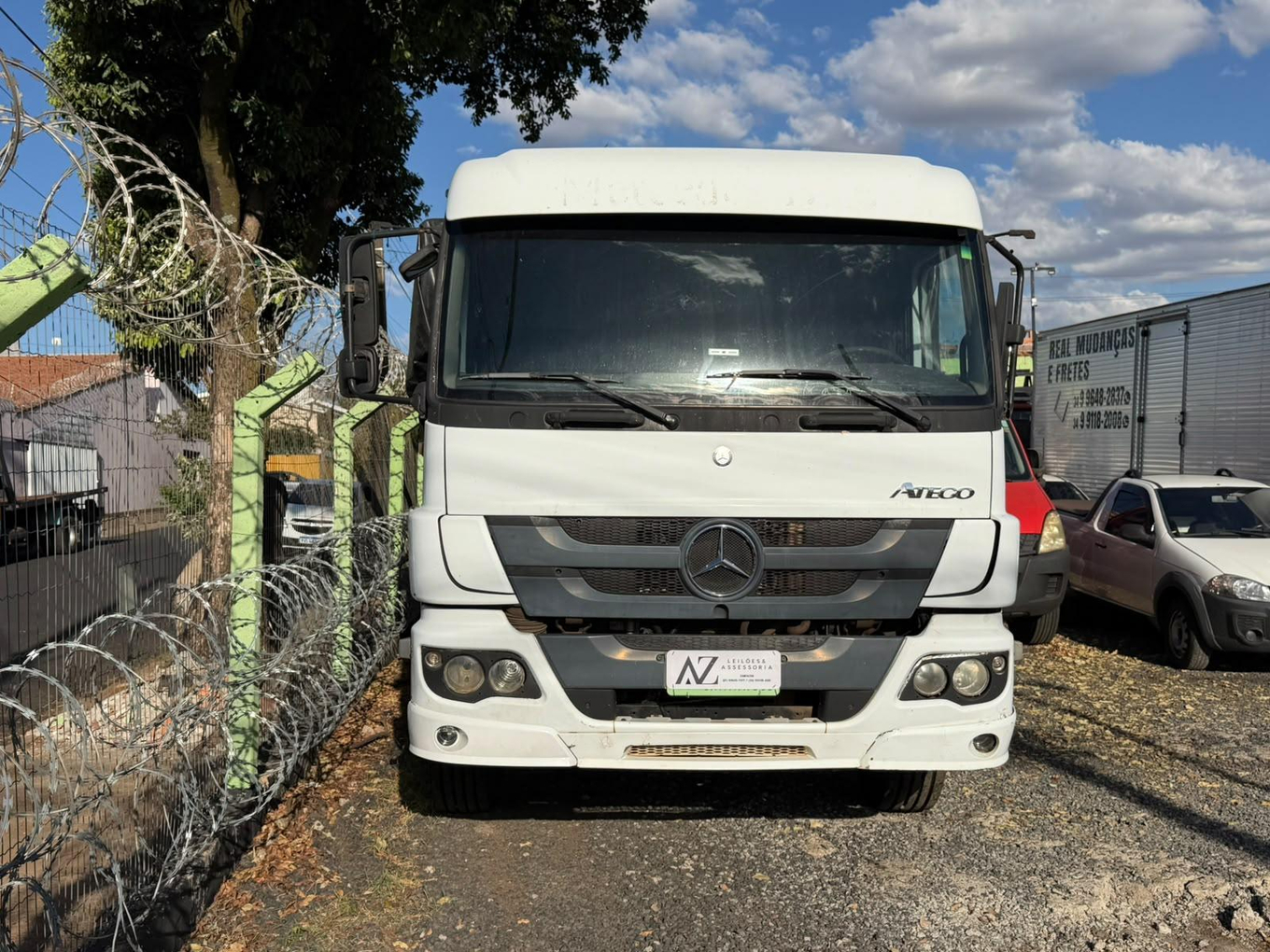Foto de MERCEDES-BENZ ATEGO 2426 BITRUCK CARROCERIA GRANELEIRA ID: #3733677