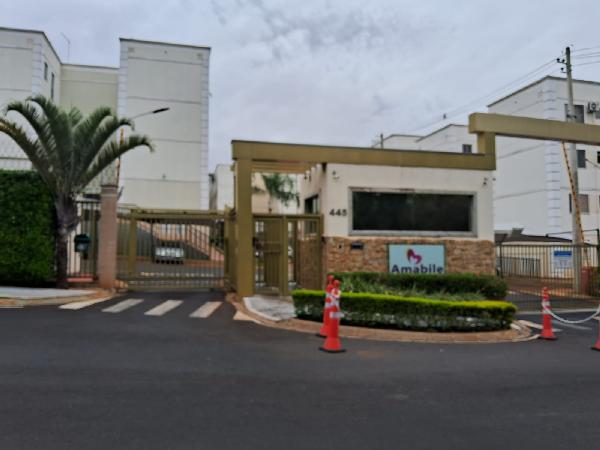Foto de Apartamento em leilão no bairro Solidariedade em Araraquara - SP