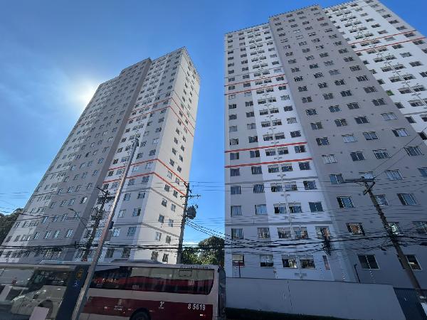 Foto de Apartamento em leilão no bairro Jardim Maria Duarte em São Paulo - SP