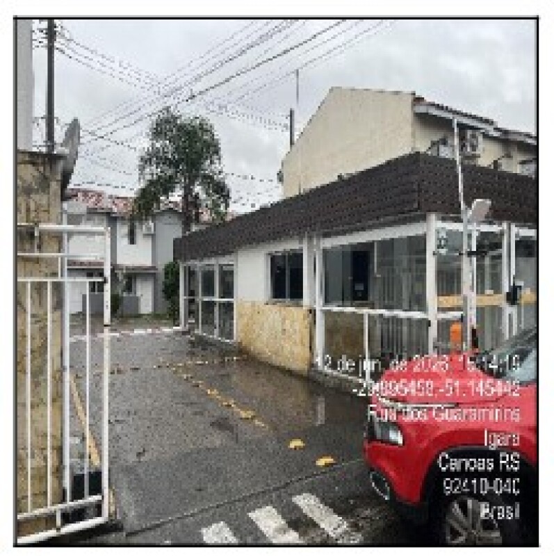 Foto de Casa em leilão no Condomínio Residencial Alameda das Magnolias em Canoas - RS