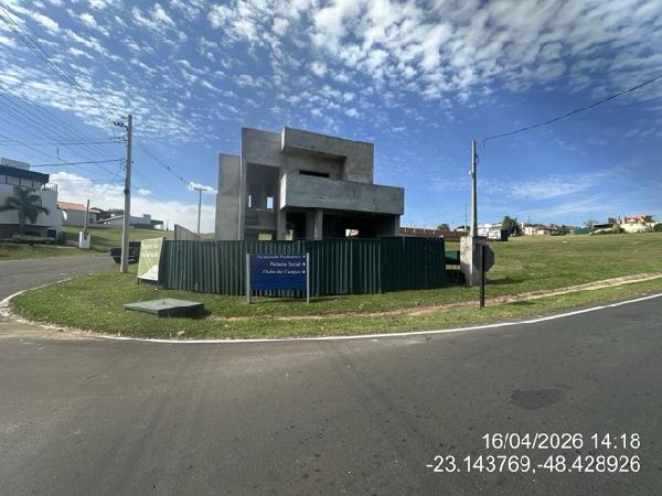 Foto de Casa em leilão no bairro Ninho Verde Ii em Pardinho - SP