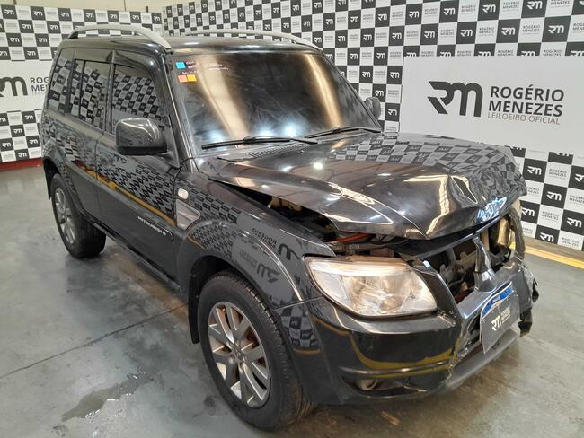 Foto de MITSUBISHI PAJERO TR4 FL 2WD HP 2.0 2013/2013 FLEX