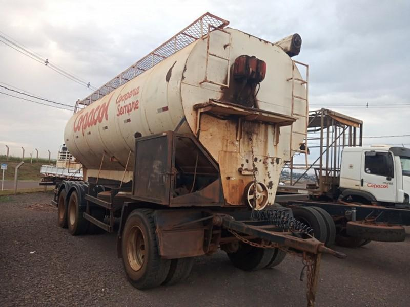 Foto de SEMIRREBOQUE TANQUE TRIELHT SR POWER 3E, 2014/2014, Placa FINAL 1 (PR), (Ref.: 27012)
