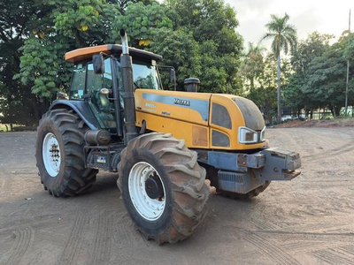 Foto de TRATOR AGRÍCOLA VALTRA BH205 4X4, ANO AQUIS.: NÃO IDENTIFICADO , SÉRIE: H205249280 (Ref: 1)