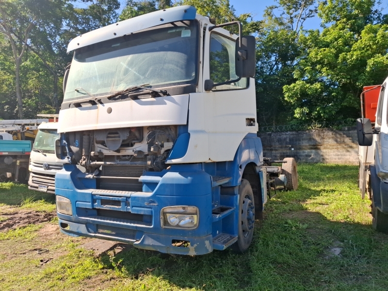 Foto de MERCEDES BENZ/AXOR 2640S6X4 (TRACAO)