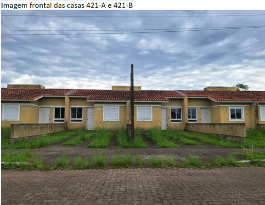 Foto de Casa em leilão no bairro Vila Três Marias em Esteio - RS