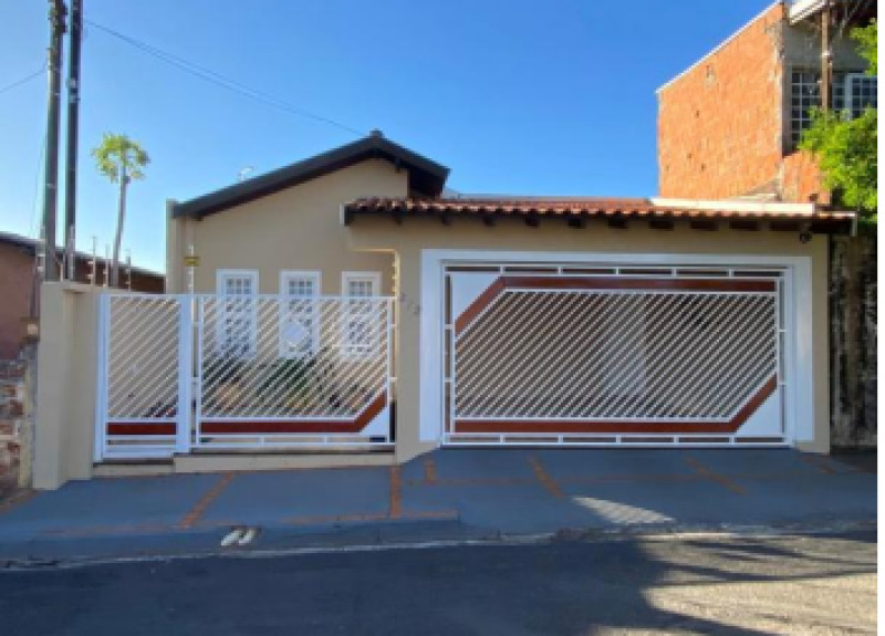 Foto de Casa em leilão no bairro Vila Progresso em Assis - SP