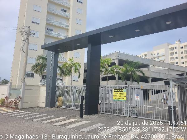 Foto de Apartamento em leilão no bairro Buraquinho em Lauro De Freitas - BA