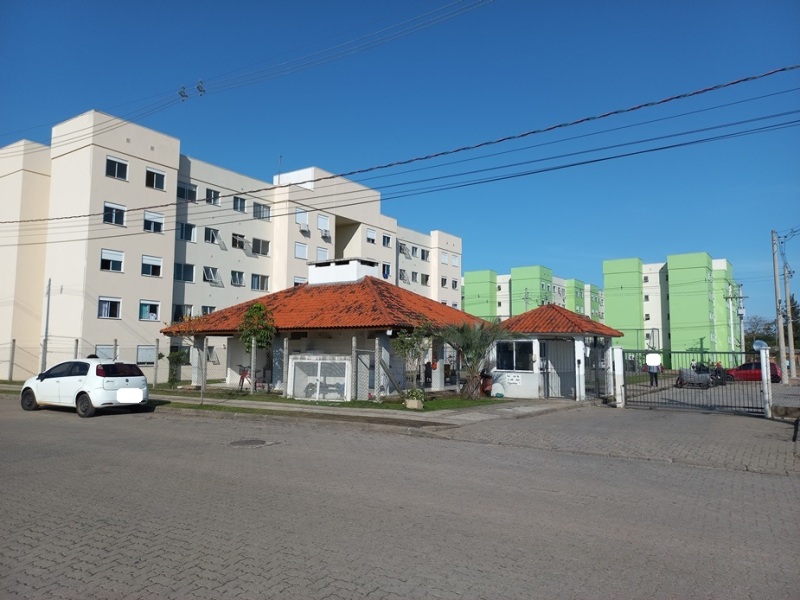 Foto de Apartamento em leilão no Condomínio Residencial Jardim das Figueiras Ii em Porto Alegre - RS