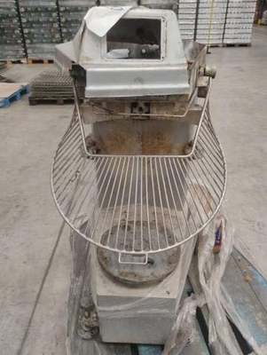 Foto de ESTUFA INOX, EXAUSTOR EVAPCO, FORNO EURO GRILL E OUTROS (17 UN) (Ref.: LOJA CD 409)
