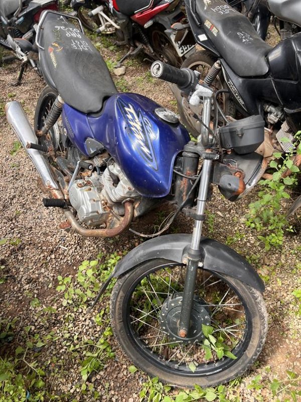 Foto de HONDA/CG 125 TITAN KS, ANO/MOD 2001/2001, COR AZUL, COMBUSTIVEL GASOLINA, PLACA MUW5158 - AL, RENAVAM 775958646, ID CHASSI 9C2JC30101R235849