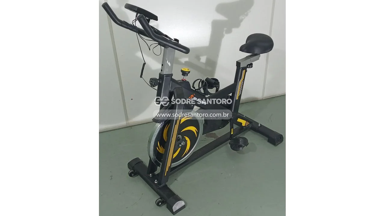Foto de bicicleta ergométrica mile fitness