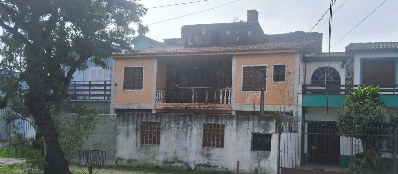 Foto de Casa em leilão no bairro Jardim Europa em Pelotas - RS