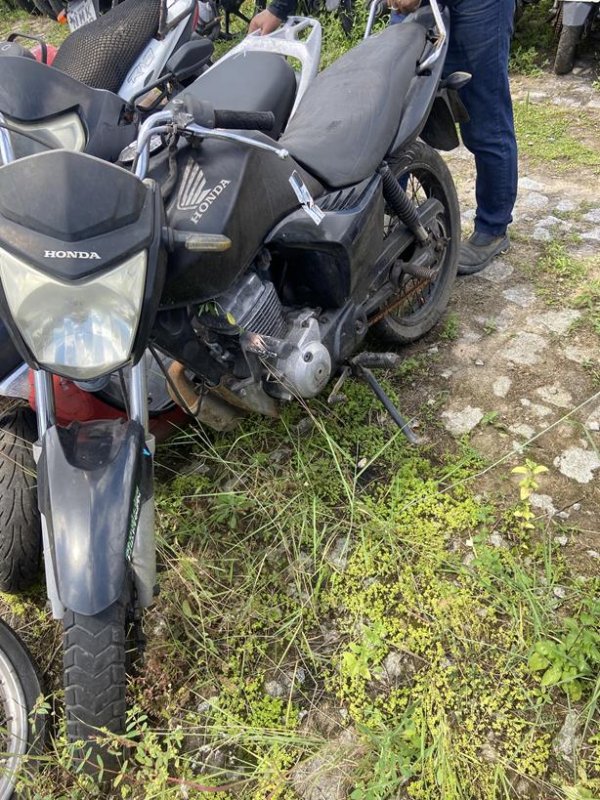 Foto de HONDA/CG 125 FAN ES, ANO/MOD 2012/2012, COR ROXA, COMBUSTIVEL GASOLINA, PLACA NMN3242 - AL, RENAVAM 459716204, ID CHASSI 9C2JC4120CR547707