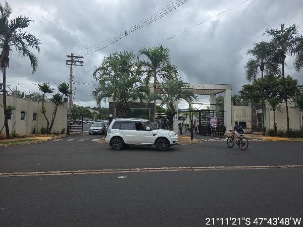 Foto de Apartamento em leilão no Reserva Real em Ribeirão Preto - SP