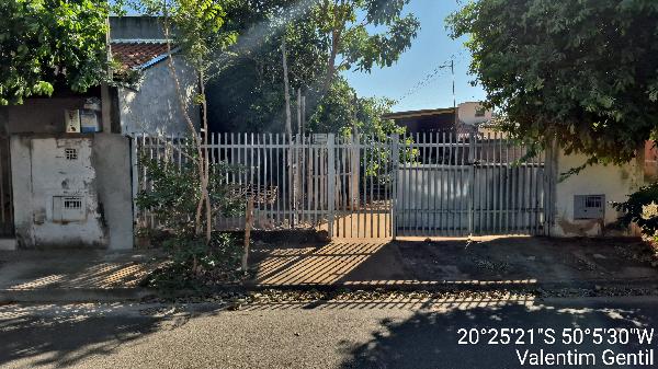 Foto de Casa em leilão no bairro Jardim Campo Belo em Valentim Gentil - SP
