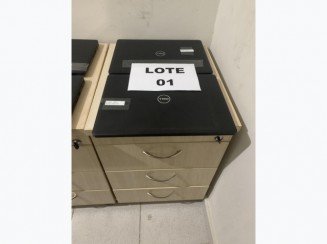 Foto de Gaveteiro e 02 Notebook