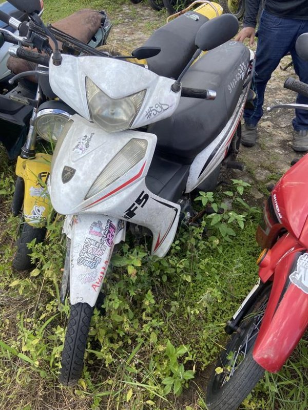 Foto de I/XINLING BULL KRC F5, ANO/MOD 2023/2024, COR BRANCA, COMBUSTIVEL GASOLINA, PLACA SAH5E21 - AL, RENAVAM 1358896221, ID CHASSI LLJXCBLA9RG000