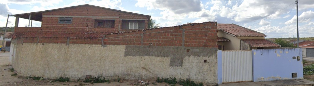 Foto de POCINHOS (PB) Descrição legal: Imóvel Urbano: Residência com área construída de 78,06m², dentro de um terre