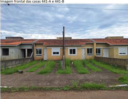 Foto de Casa em leilão no bairro Vila Três Marias em Esteio - RS