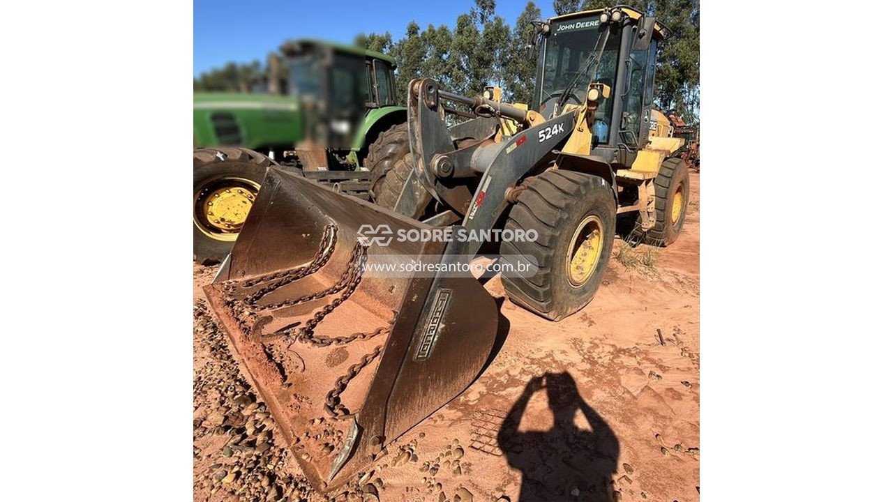 Foto de pá carregadeira john deere 524 k - 2016