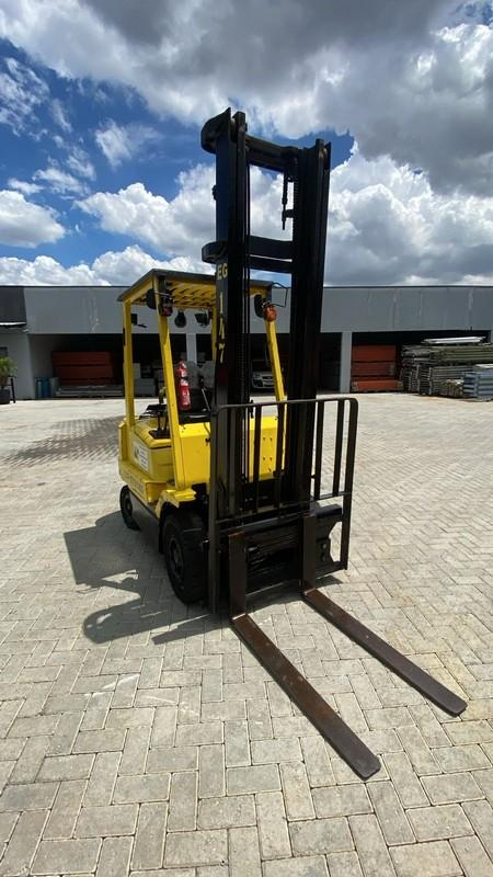 Foto de EMPILHADEIRA HYSTER H35 XM, CAP 1750 KILOS A GÁS (Ref.: 21270)