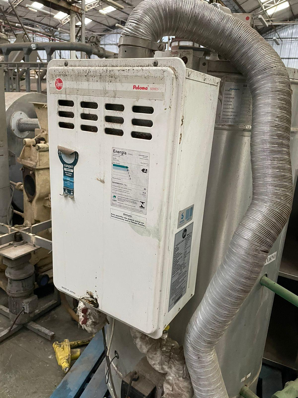 Foto de Aquecedor de agua a gas
