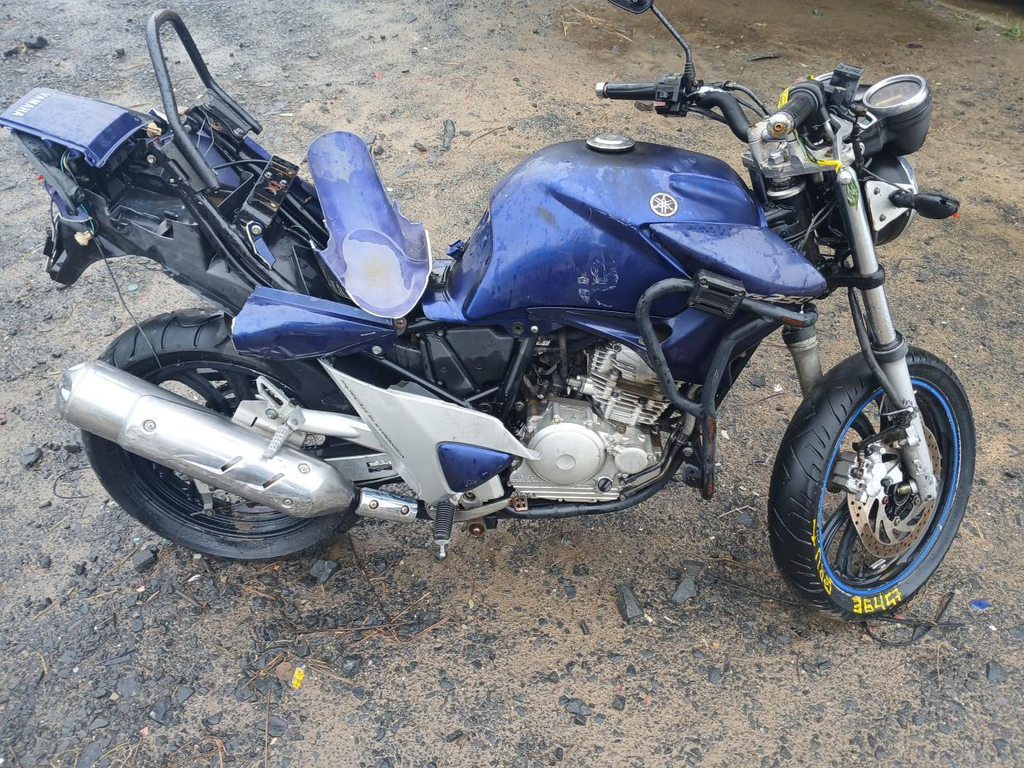 Foto de YAMAHA FAZER YS250 FAZER YS250 2006 2007 AZUL