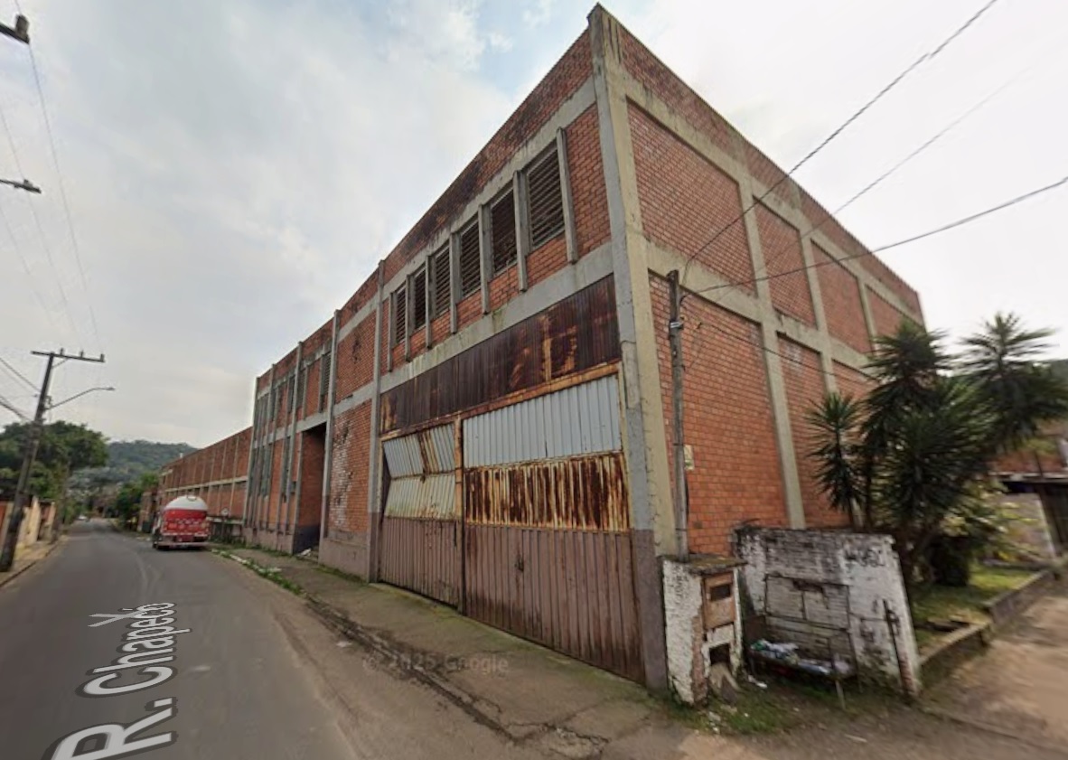 Foto de Terreno em leilão no bairro São José em Novo Hamburgo - RS
